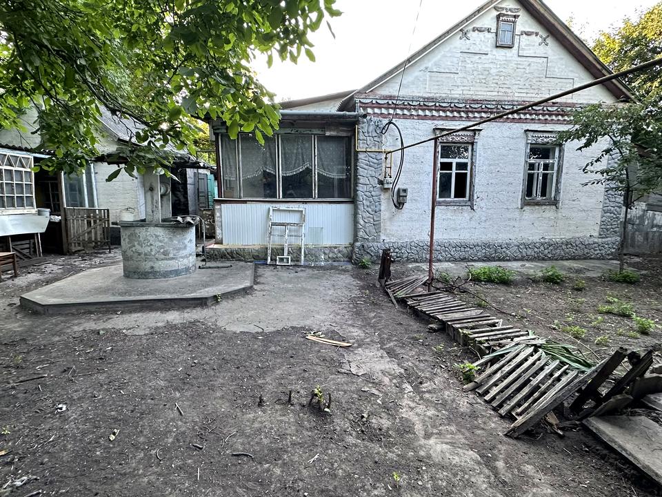1873795635615526