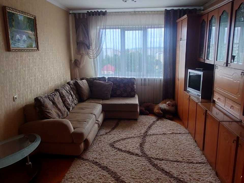 1873855355016761