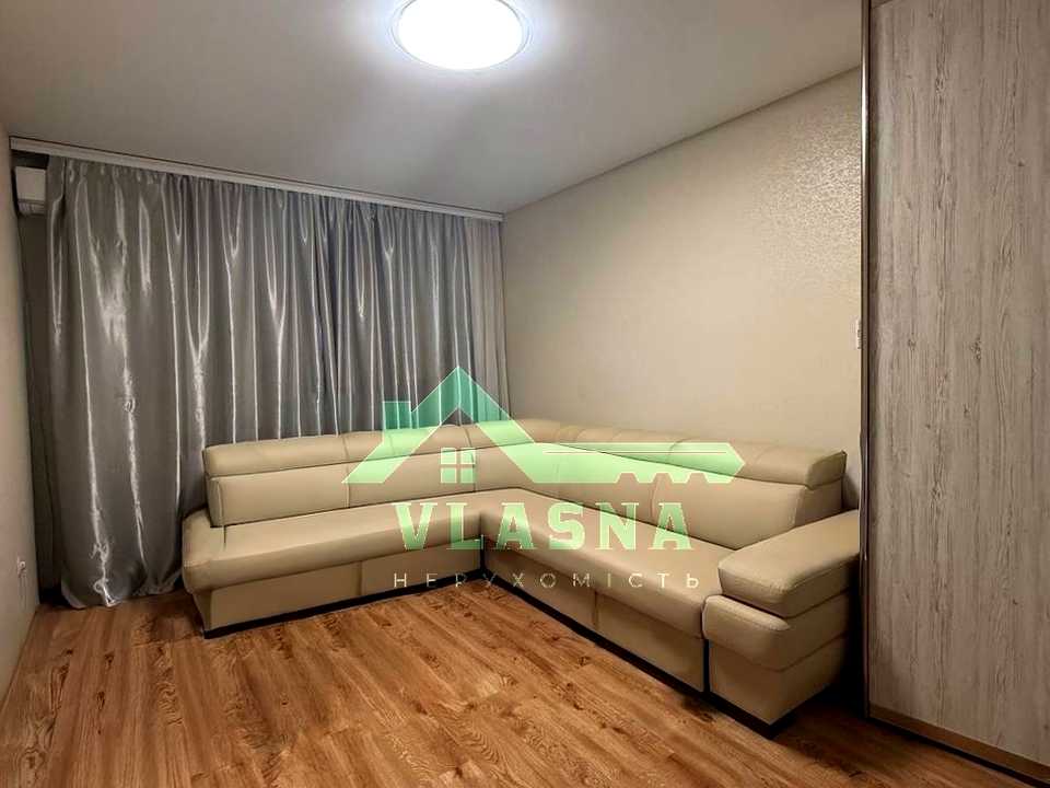 1873960608130979