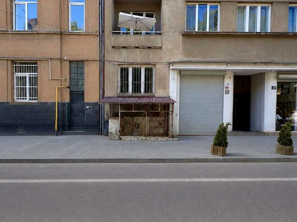 1874047936494412