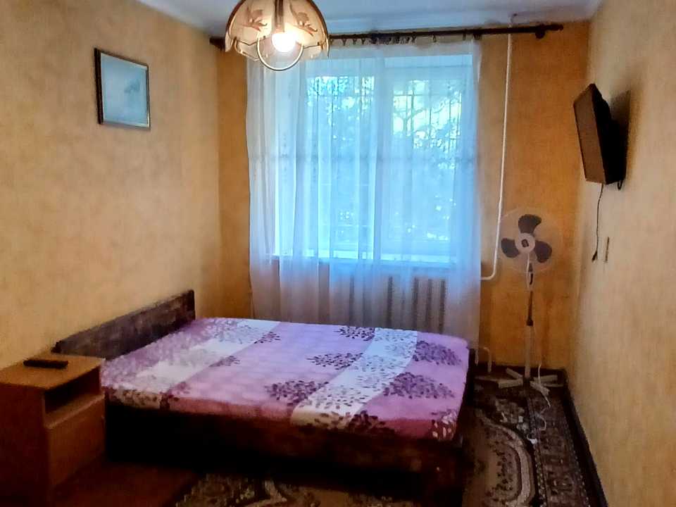 1874124668180125