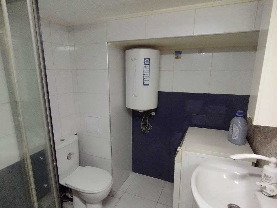 1874206957243189
