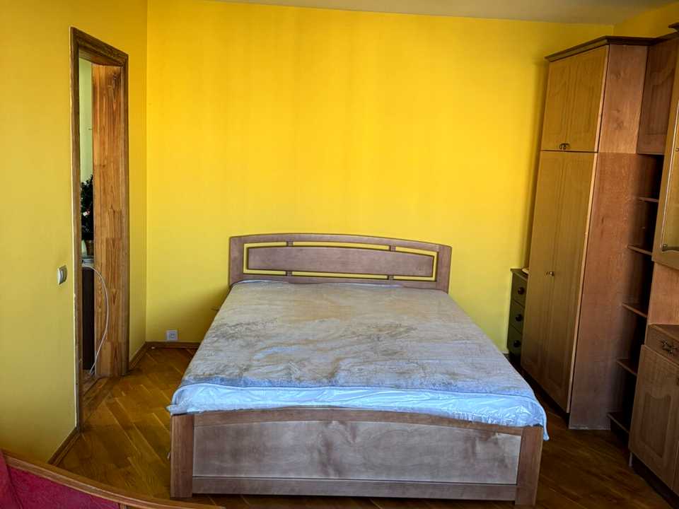 1874393641560808