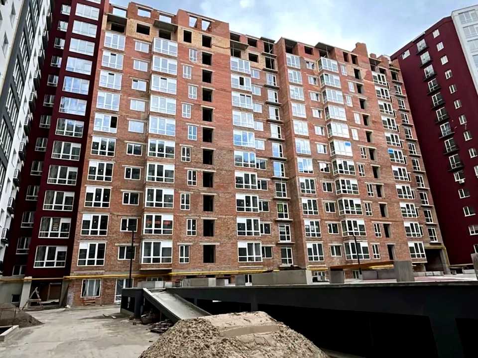 1874578084924124