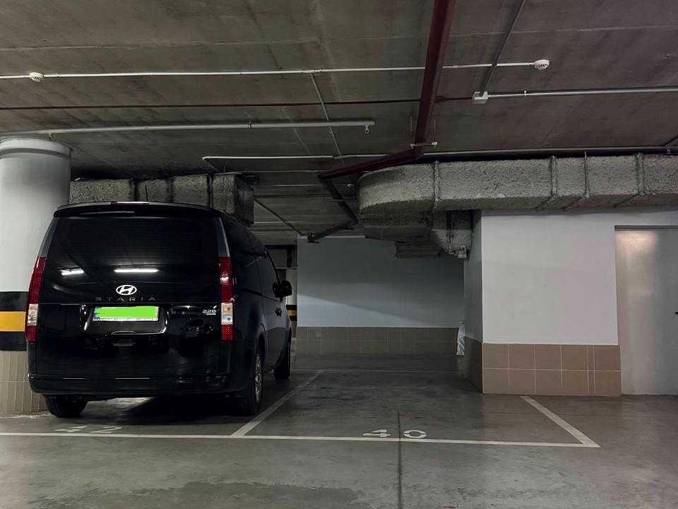 1874675256395551