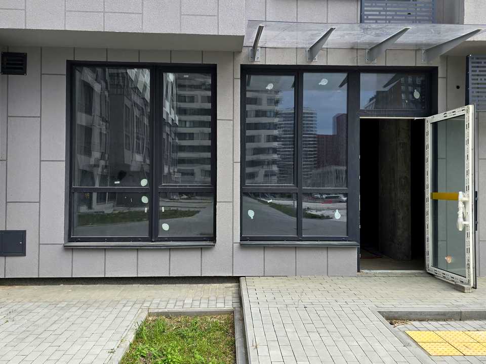 1874685124461725