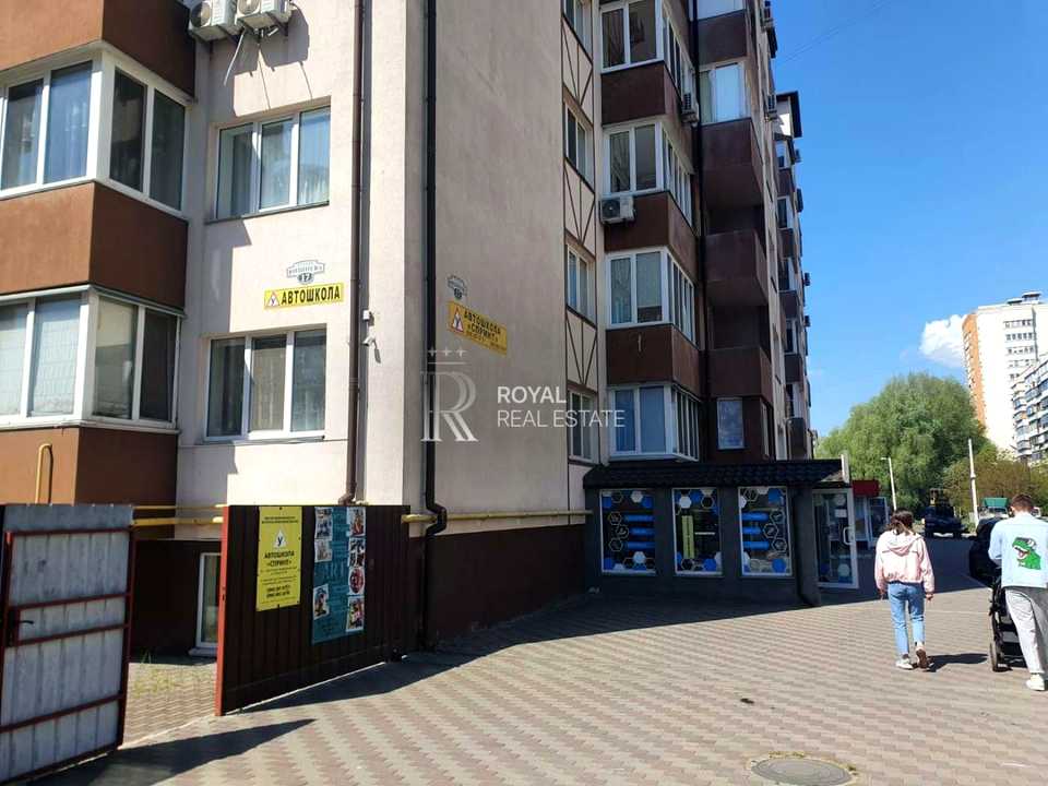 1874845359696482