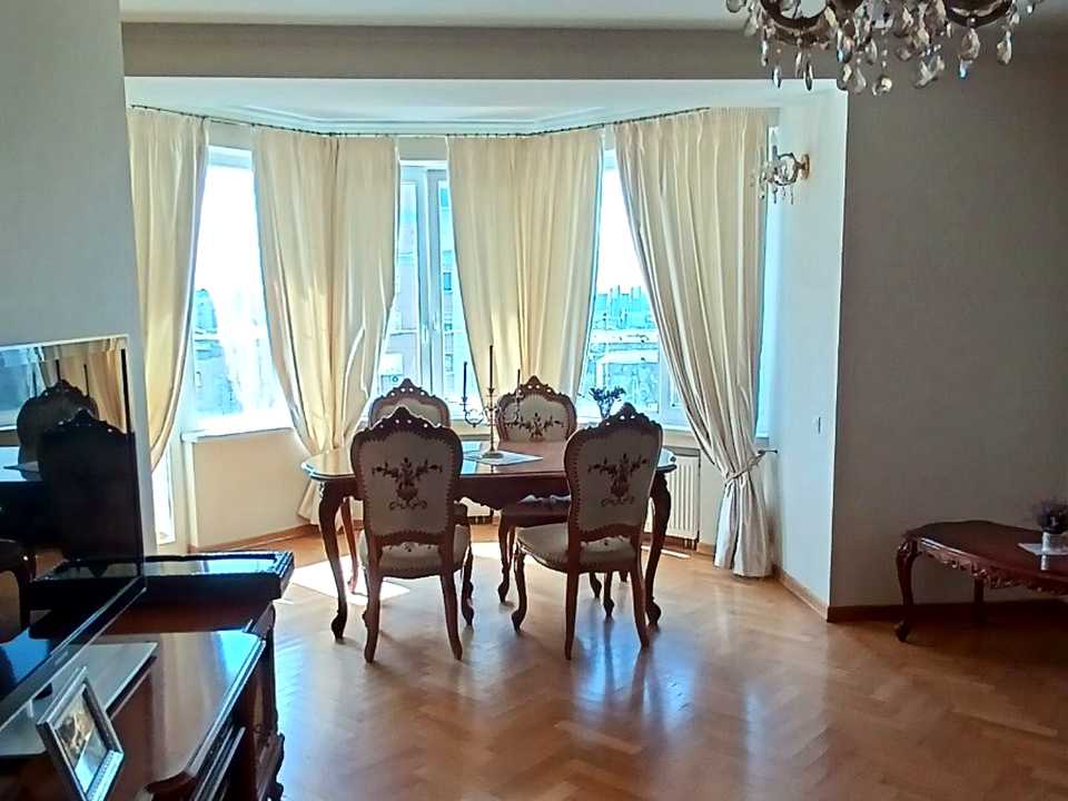 1874972652885539