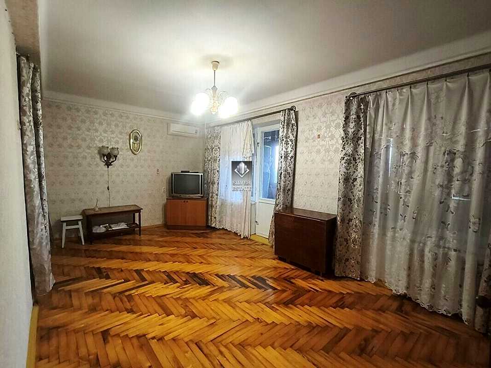 1875031712491877