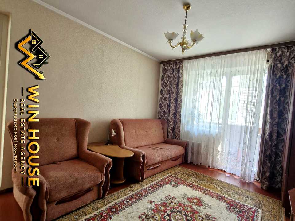 1875034075523926