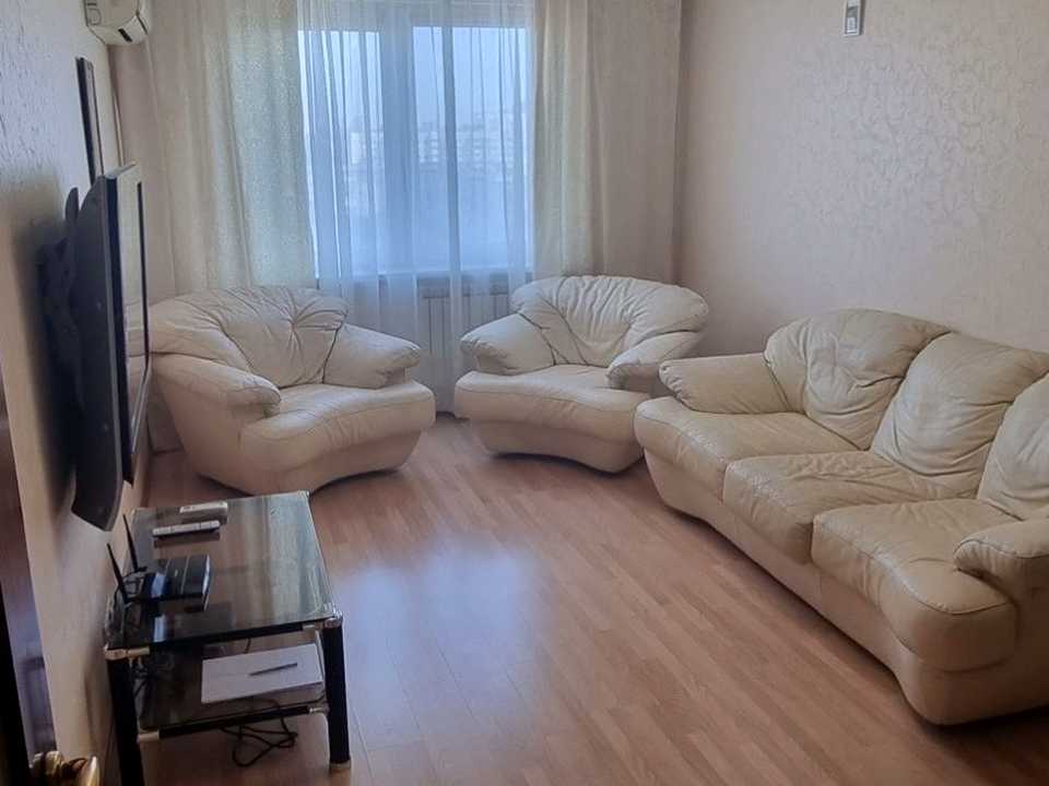1875035172677696