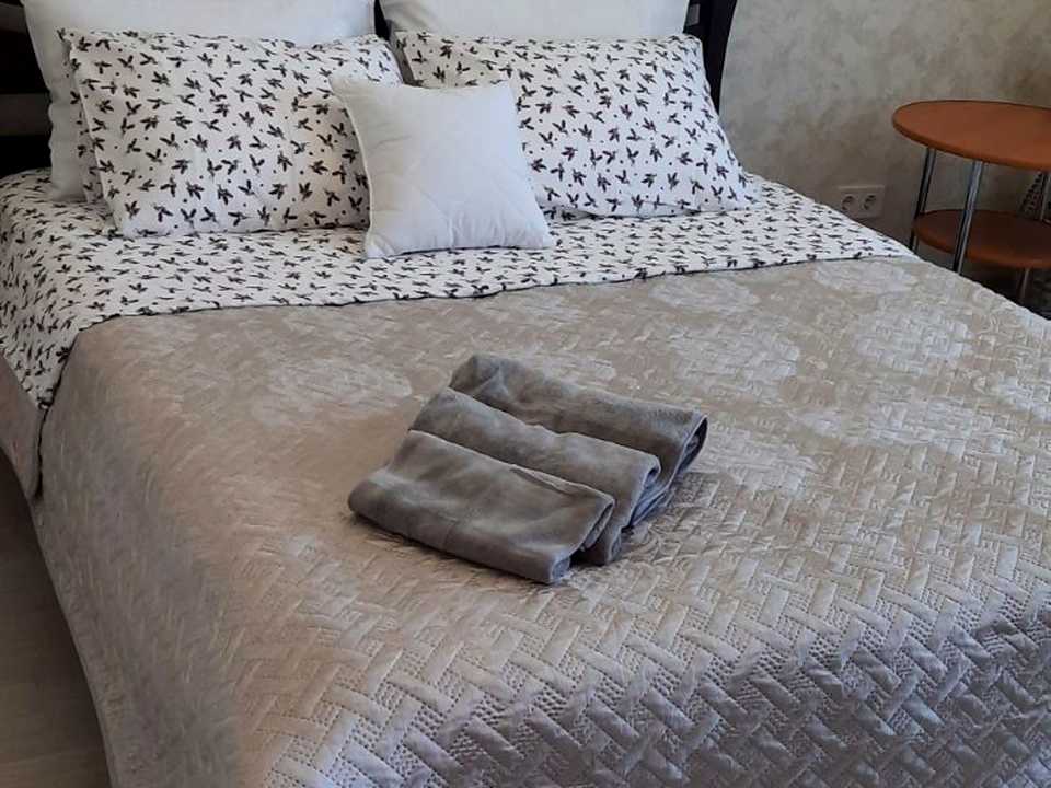 1875037256274702
