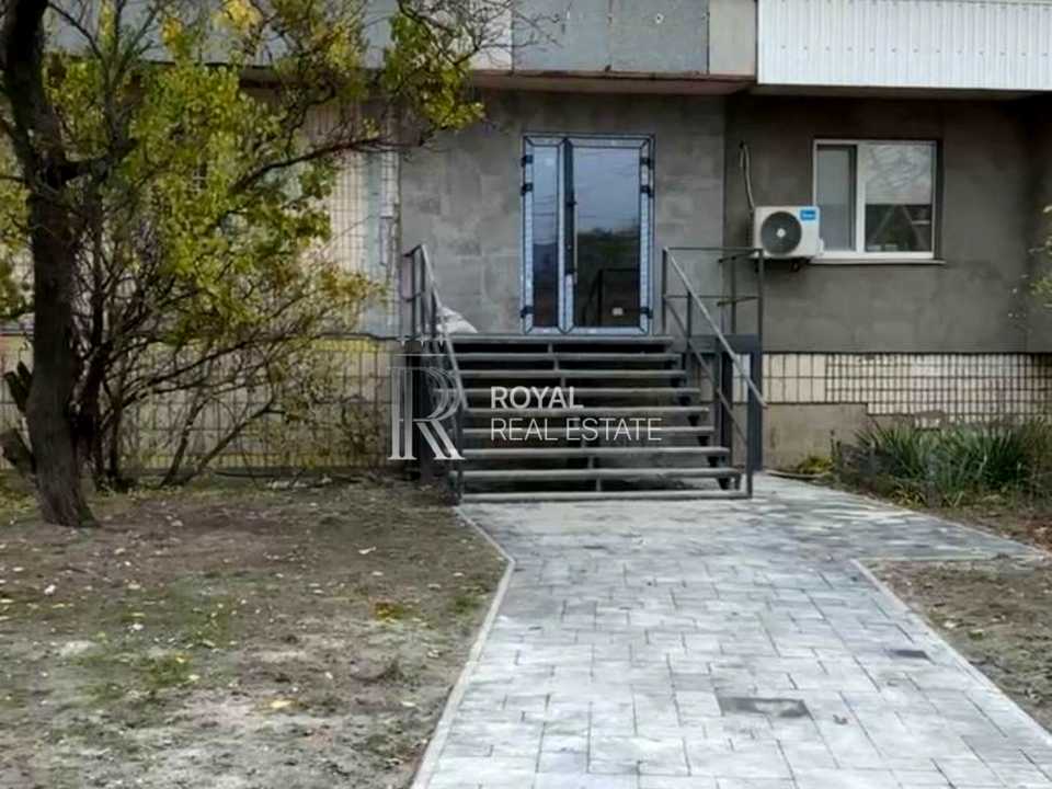 1875070356100561