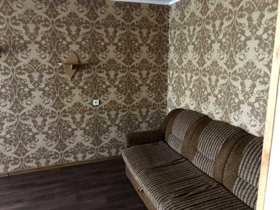 1875144457922912