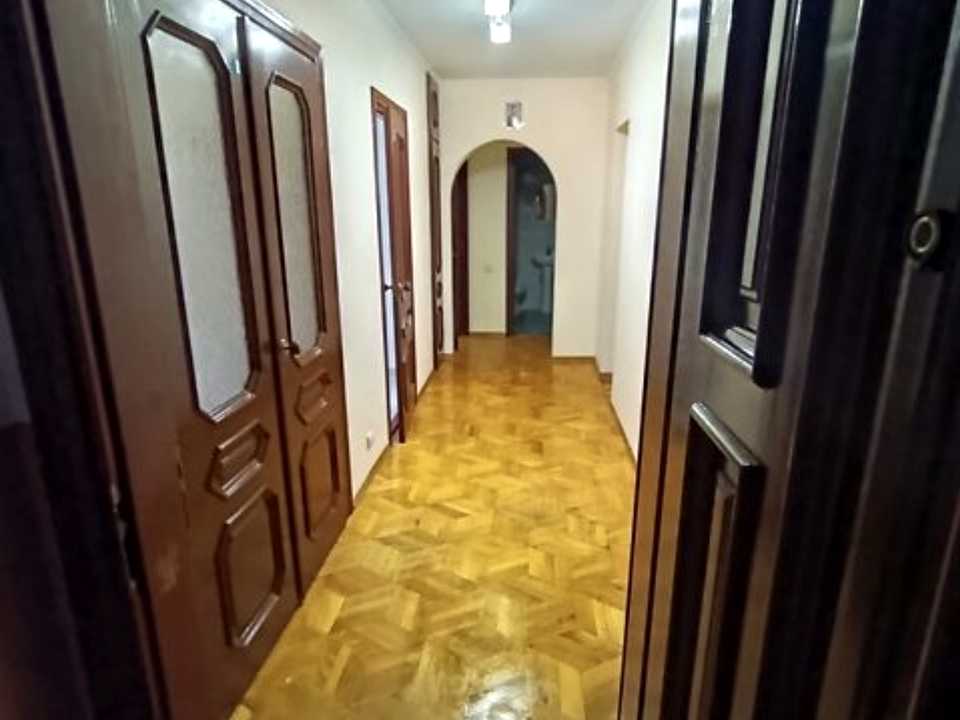 1875204890523060