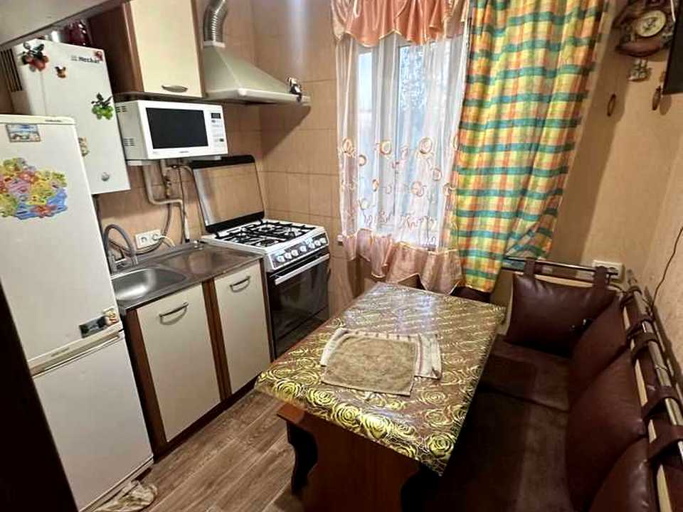 1875213830836528
