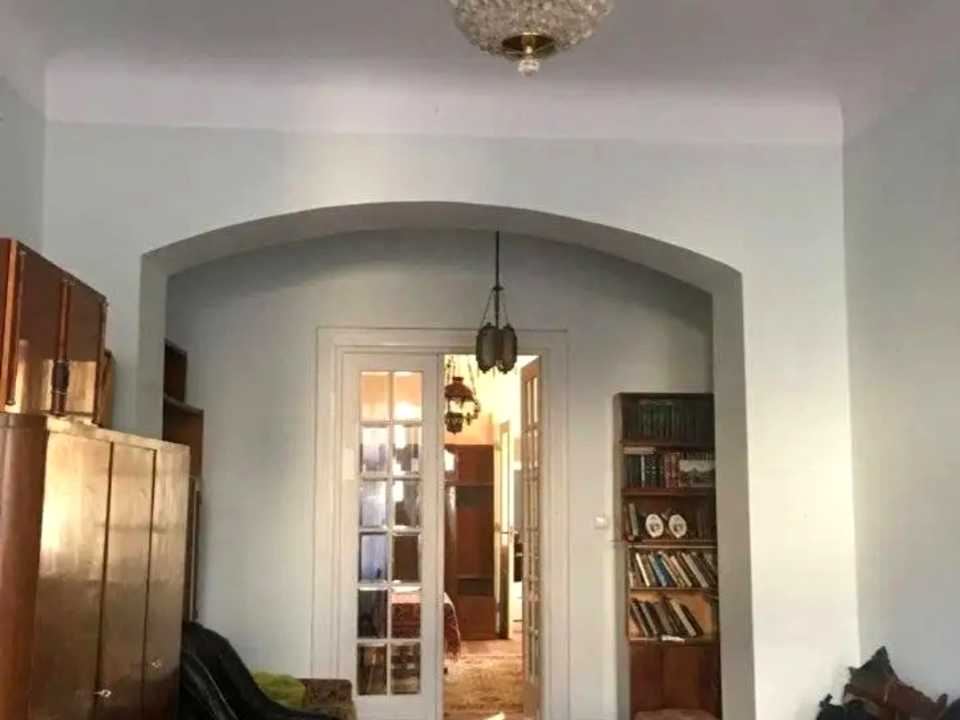 1875222940809704