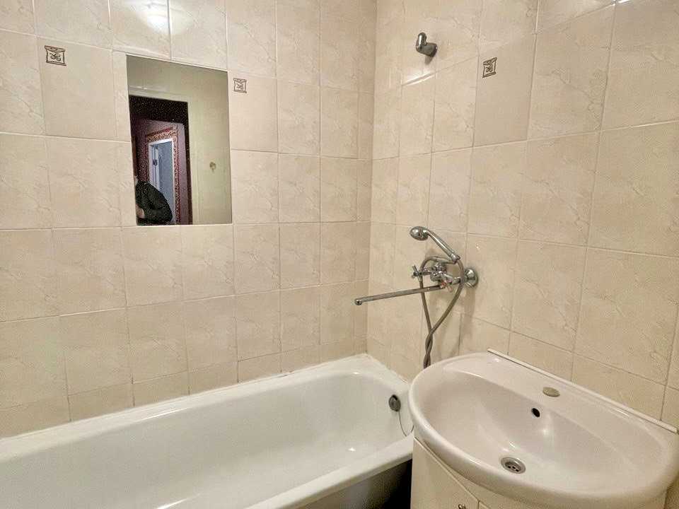 1875230543597380