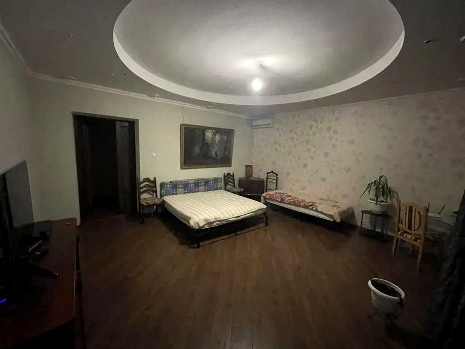 1875307330646922