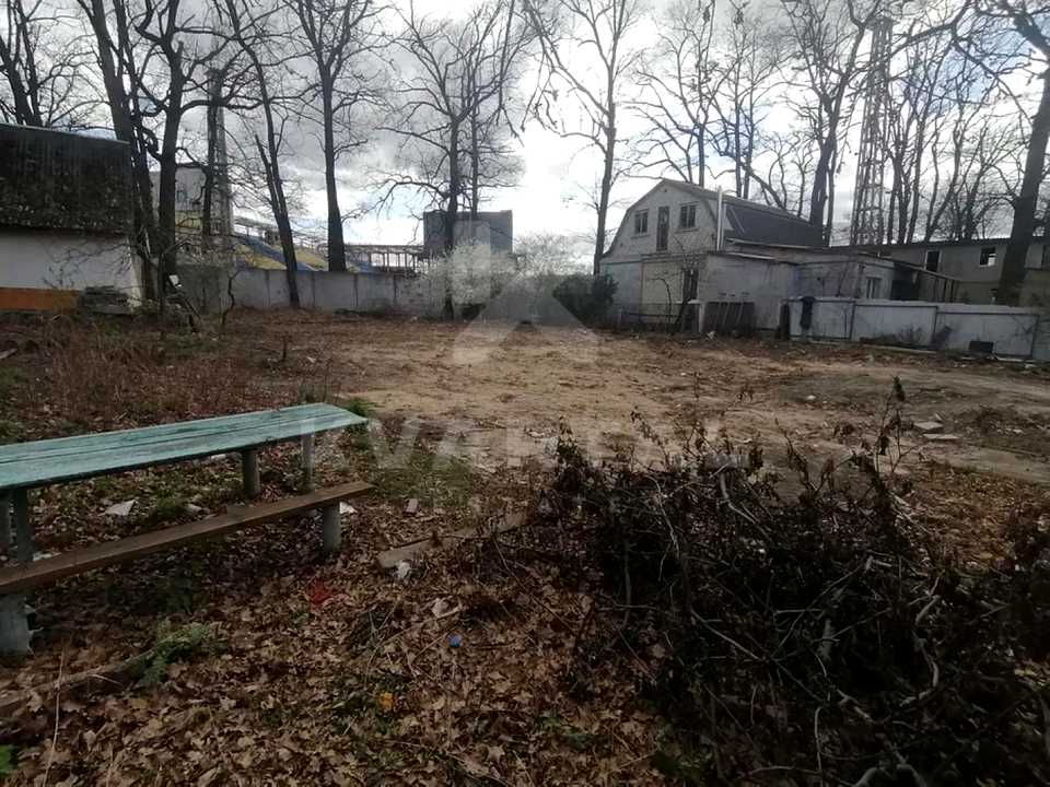 1875314114385546