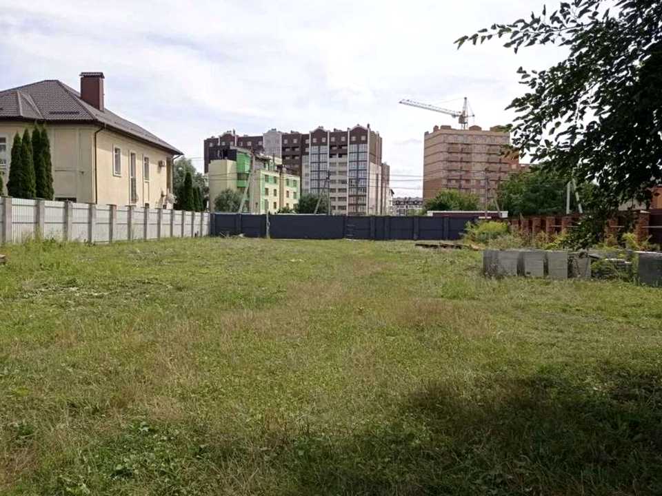 1875319437615671