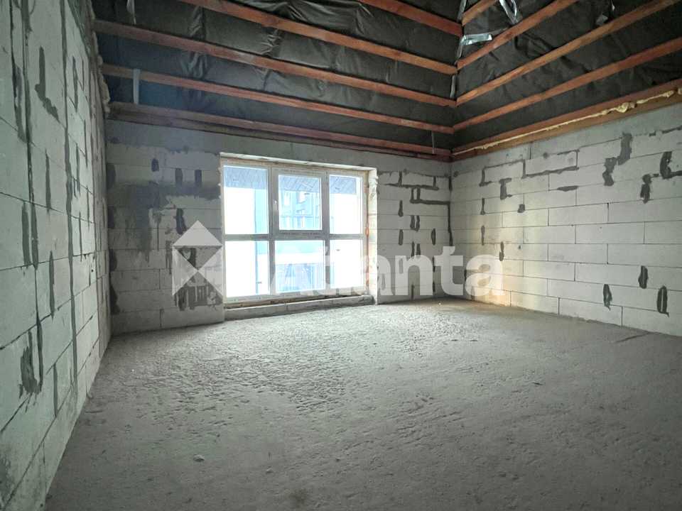1875330218938671