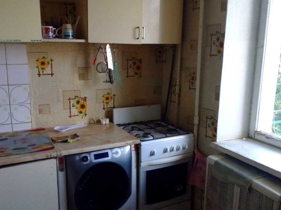 1875385891976871