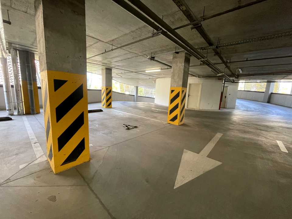 1875398565609172