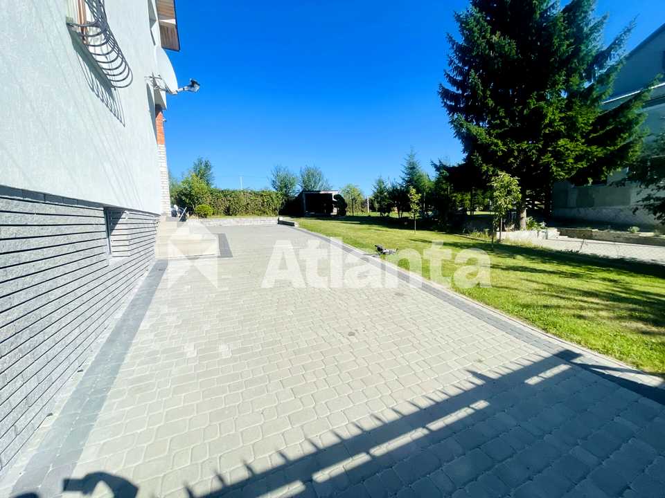 1875406677904496