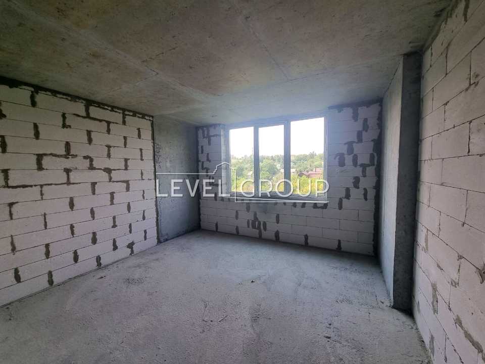 1875665678496398