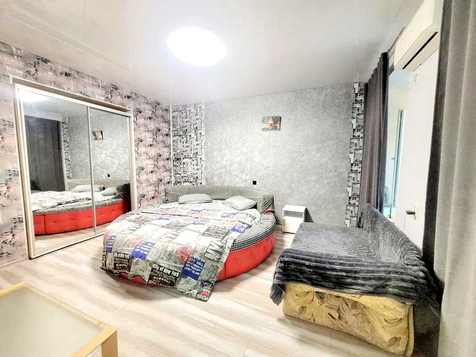 1875682323311244