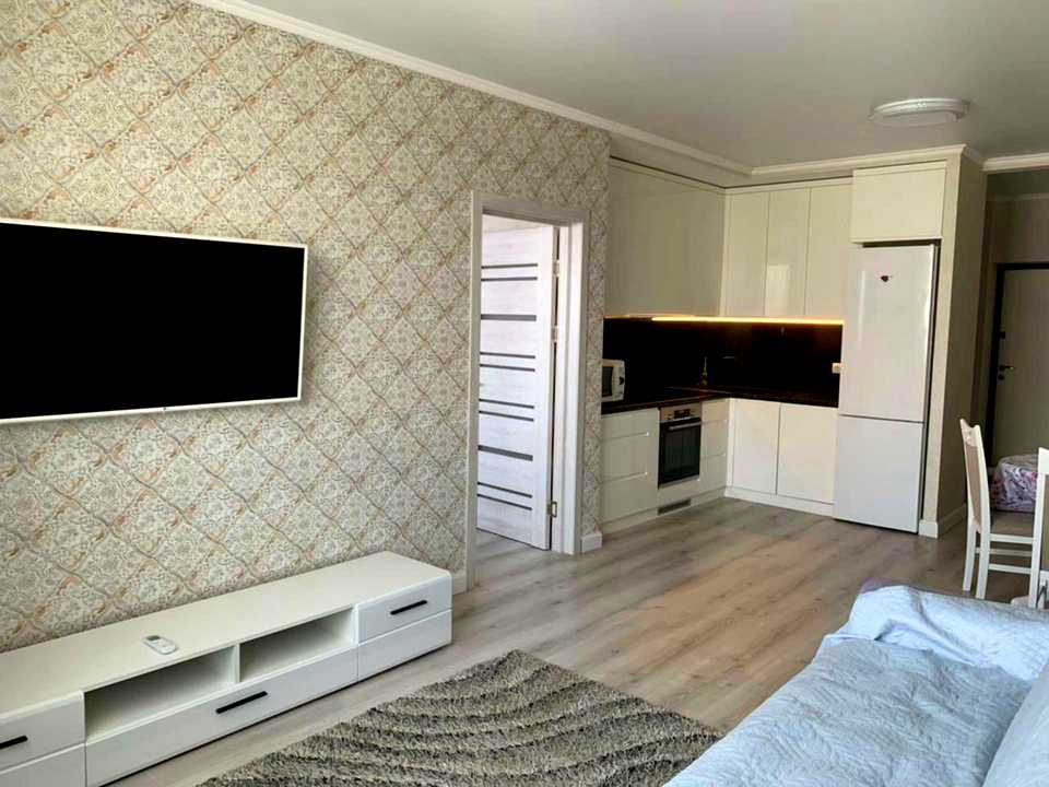 1875702861432272