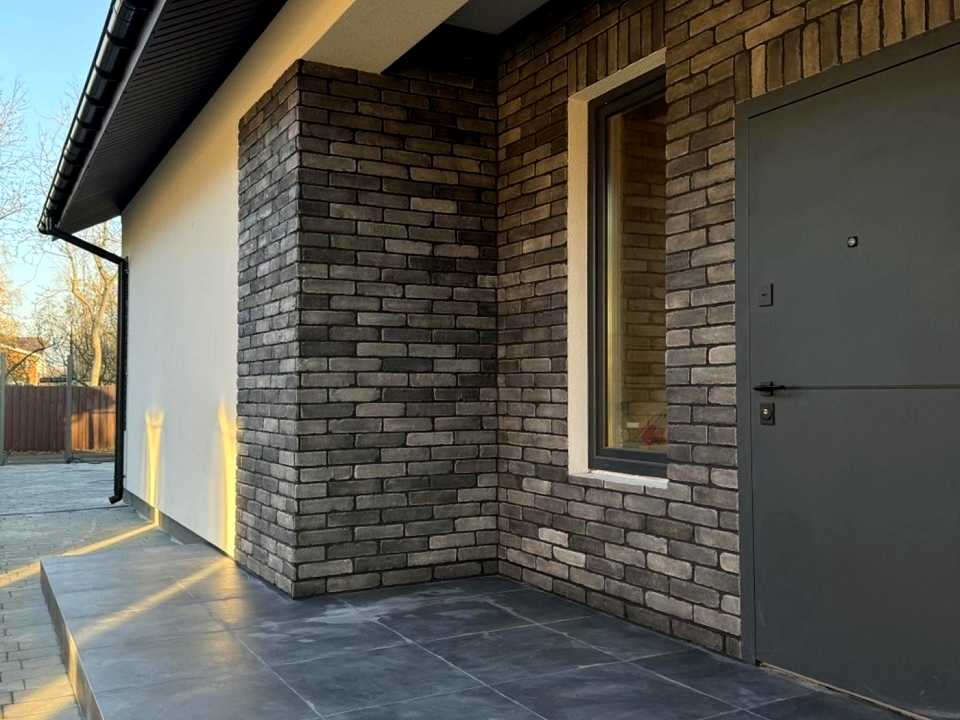 1875757876187646