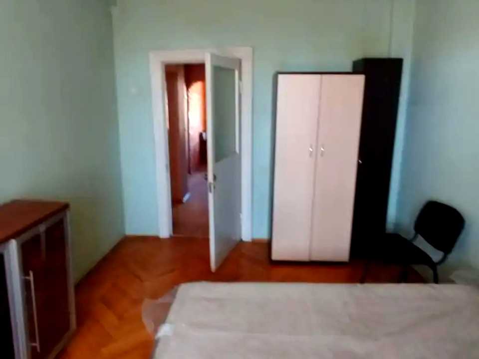 1875767842575953