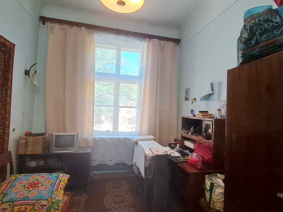 1875788825703500