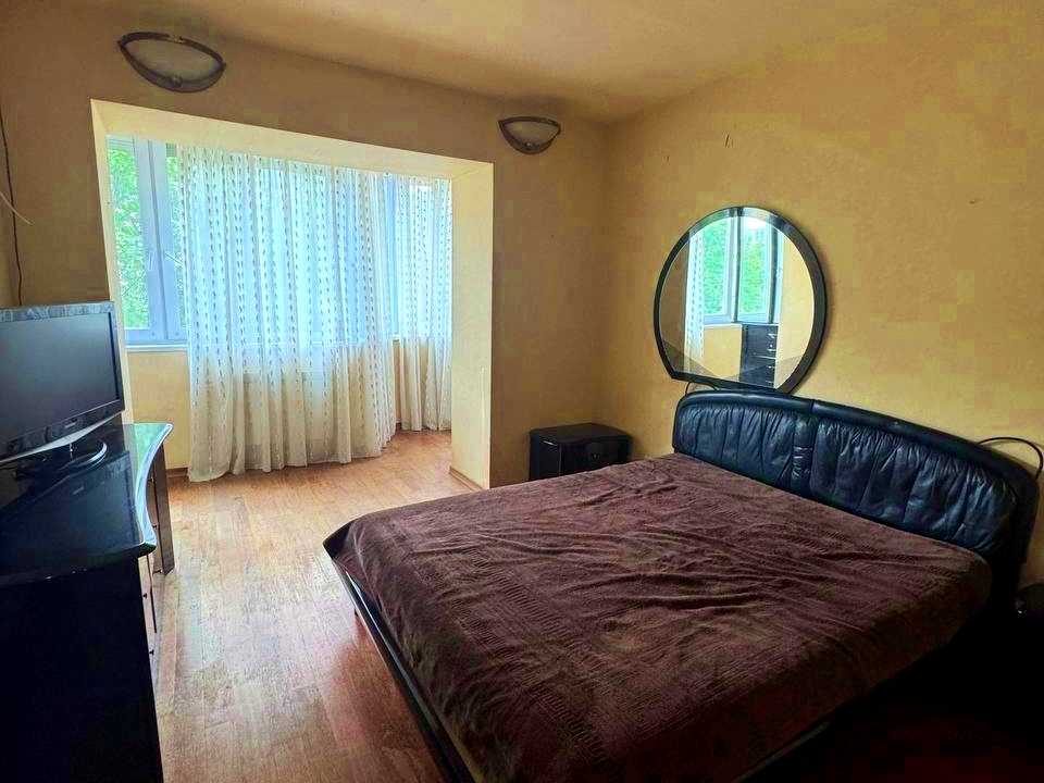1875852105153009