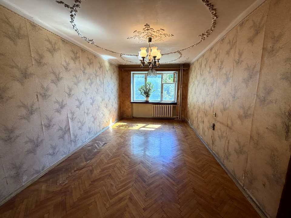 1875852434763109