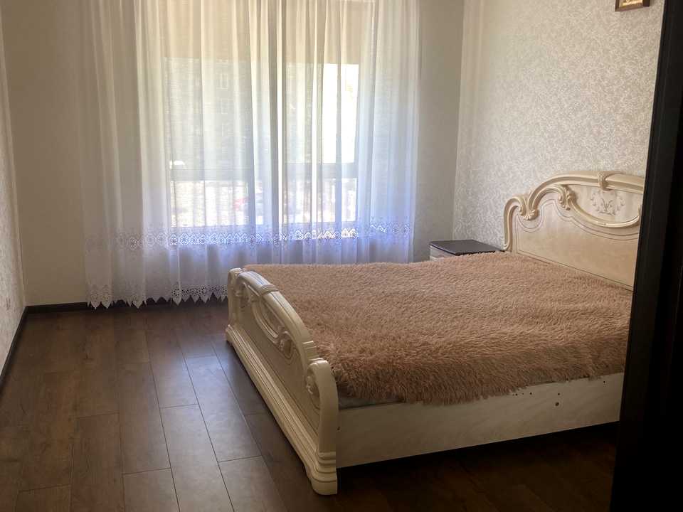 1875856783330101