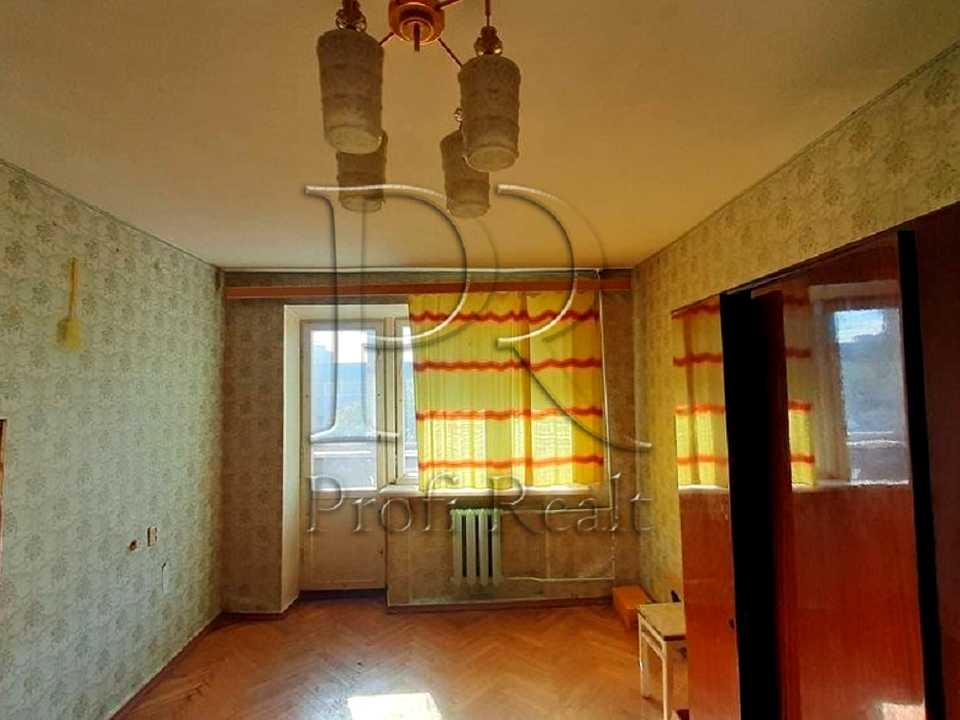 1875864754868784
