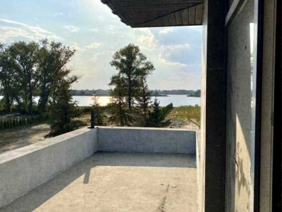 1875941563739203