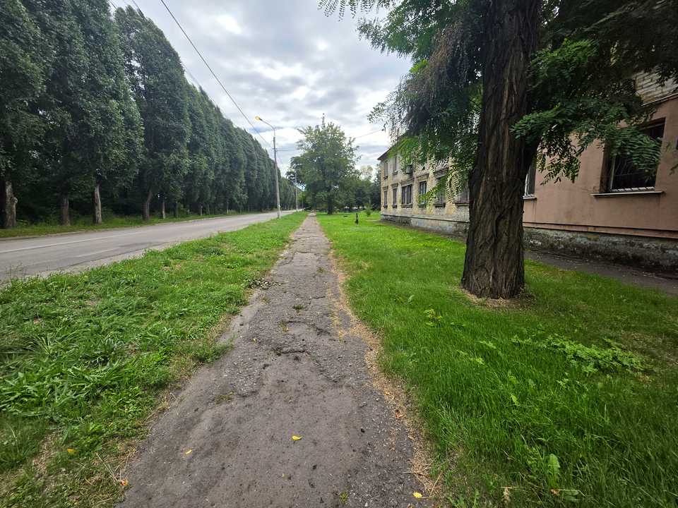 1875943879752826