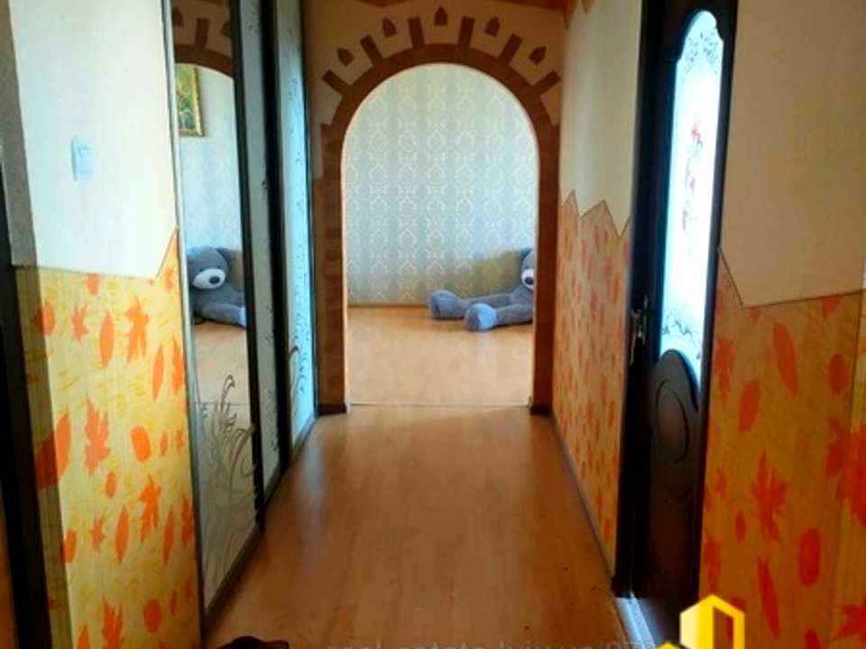 1875947851459013