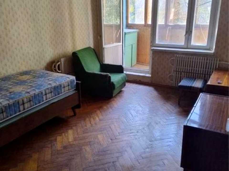 1876043854071682