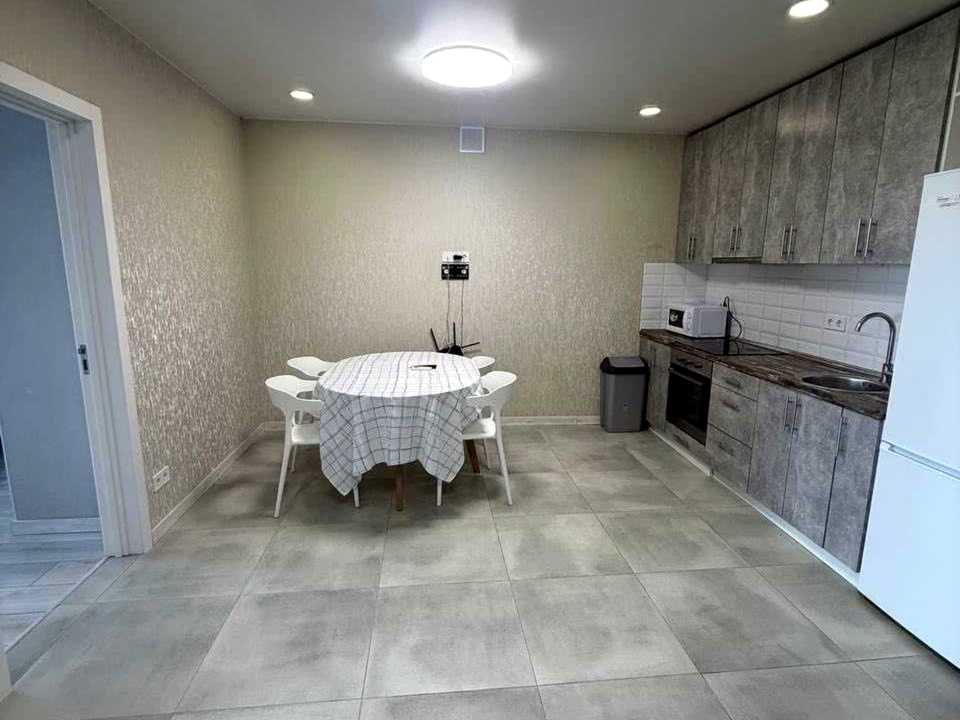 1876283665209178