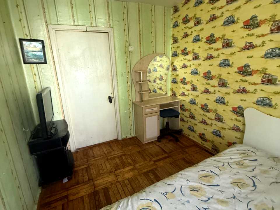 1876286776333273