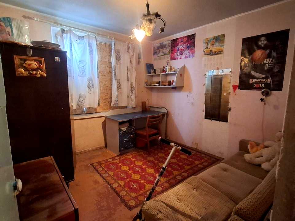 1876305876271647
