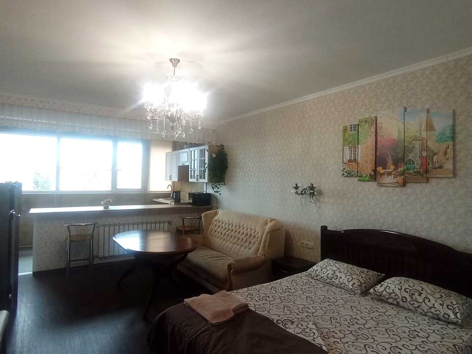 1876315618924160