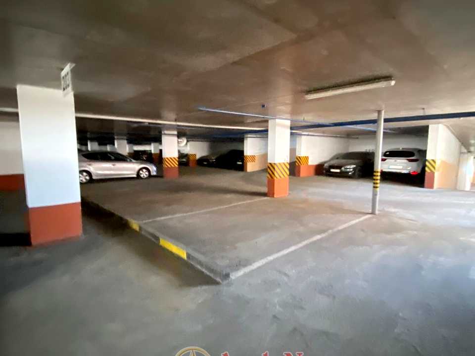 1876318283932468