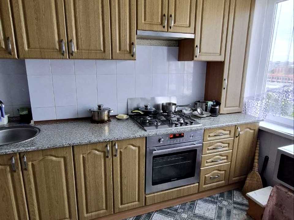 1876381437838069