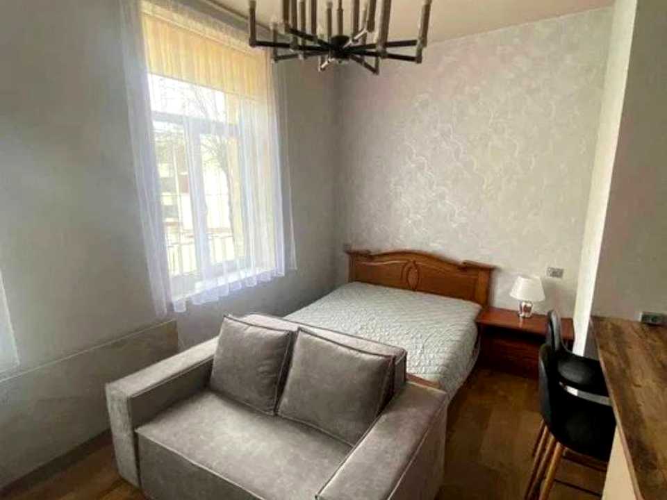 1876391375452413